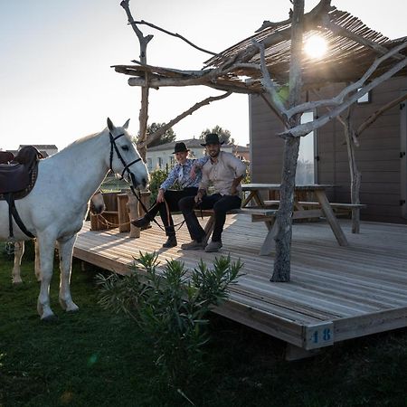 Camping Les Bois Flottes Salin-de-Giraud Exterior foto