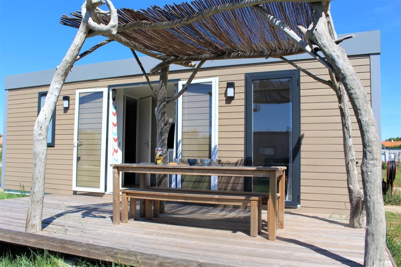 Camping Les Bois Flottes Salin-de-Giraud Exterior foto