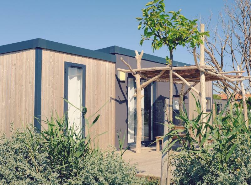 Camping Les Bois Flottes Salin-de-Giraud Exterior foto